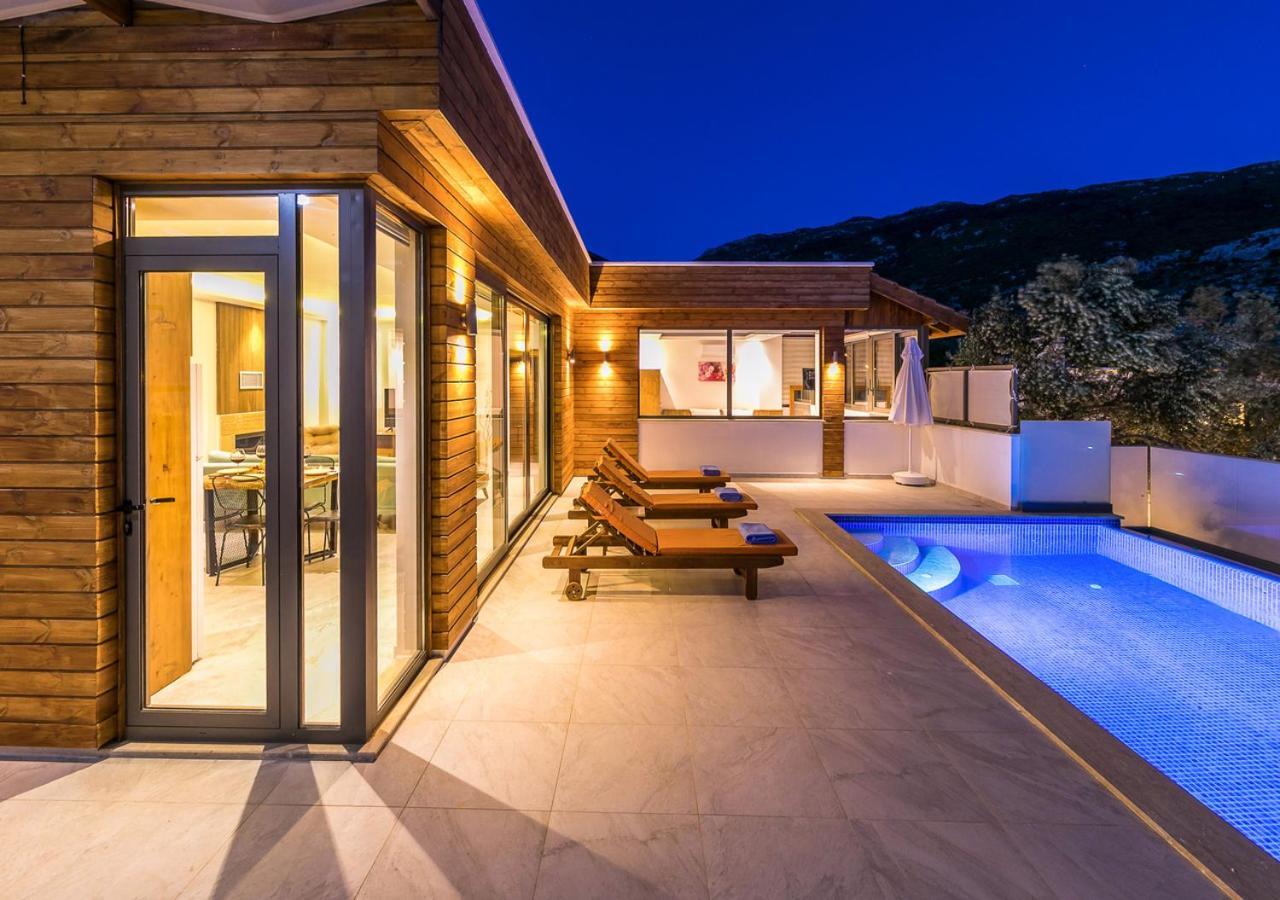 Villa 2 Sleeps 4 Isolated Honeymoon-Villa Sardunya Kaş Eksteriør billede