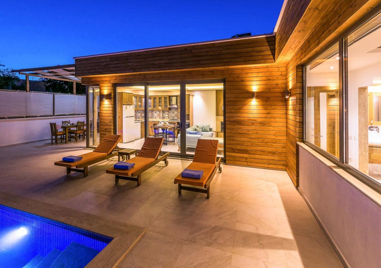 Villa 2 Sleeps 4 Isolated Honeymoon-Villa Sardunya Kaş Eksteriør billede