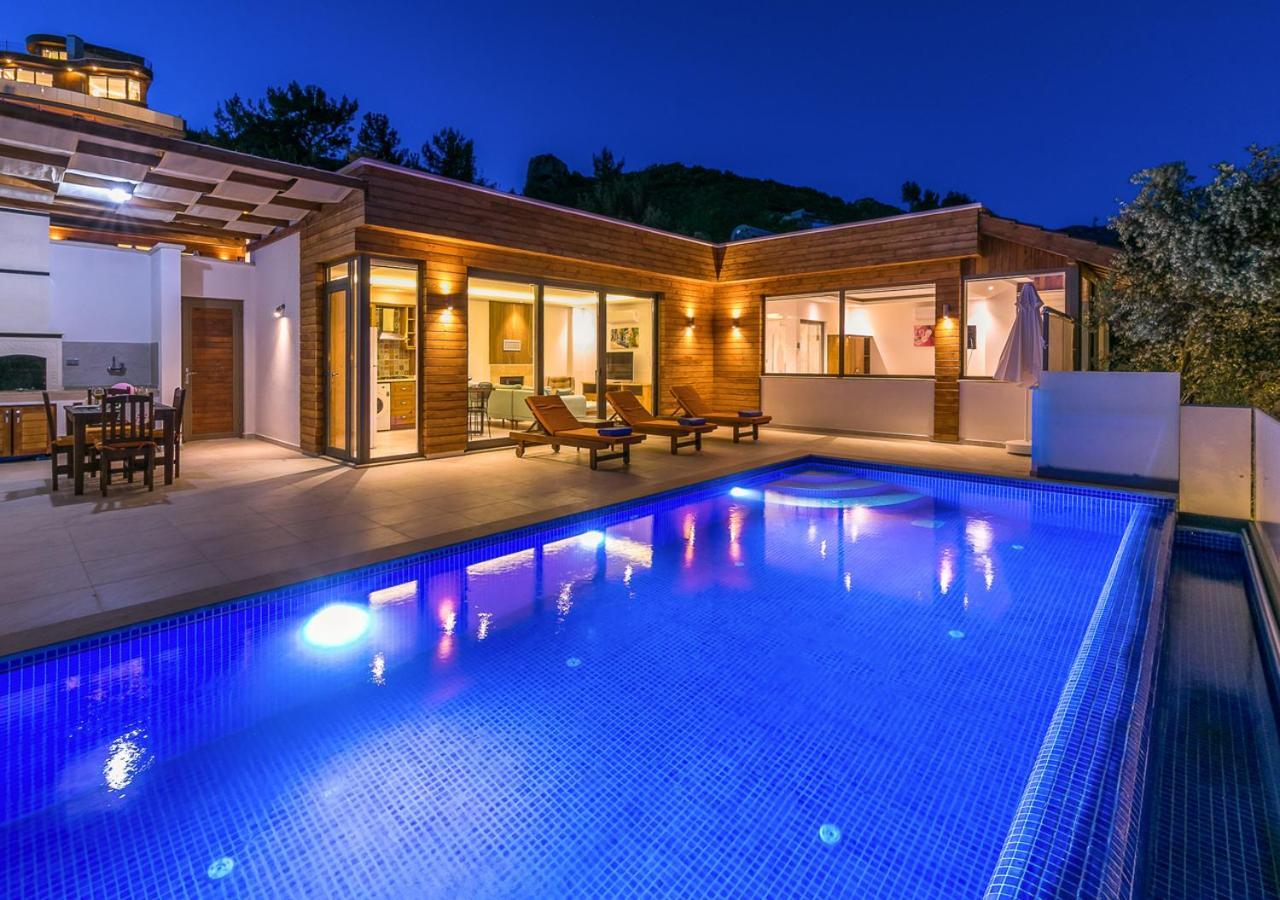 Villa 2 Sleeps 4 Isolated Honeymoon-Villa Sardunya Kaş Eksteriør billede